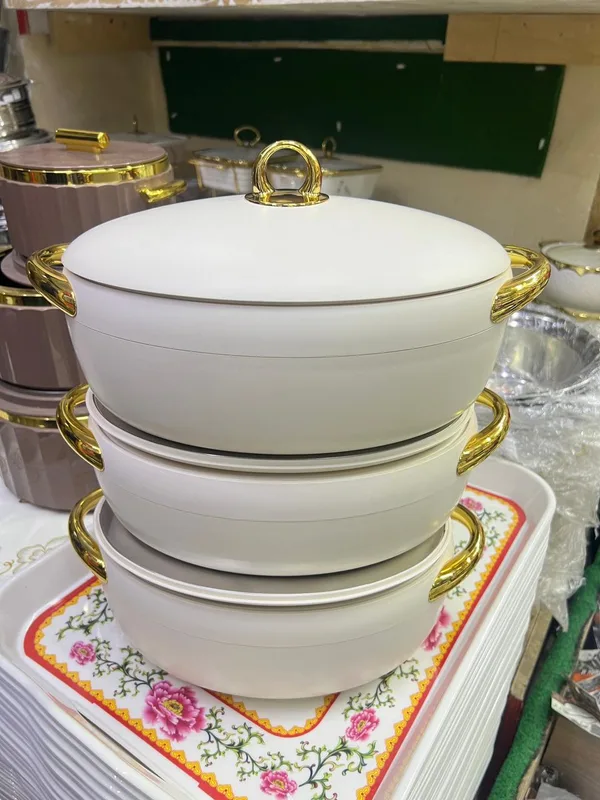 A Set Of 3 Insulated Hotpots With Gold