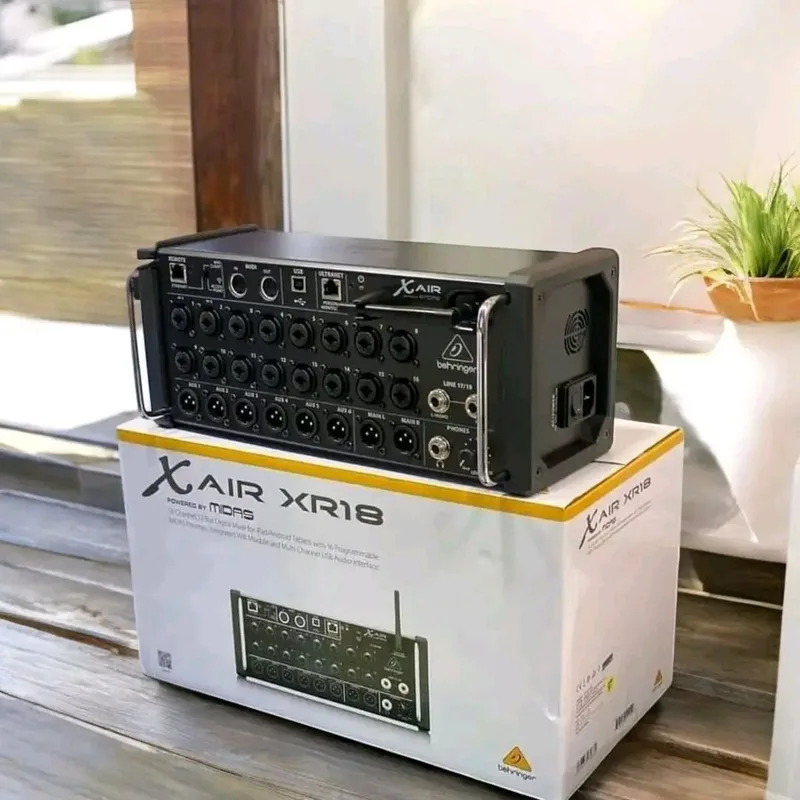 Behringer X AIR XR18 | 18-Channel Tablet-Controlled Digital Mixer