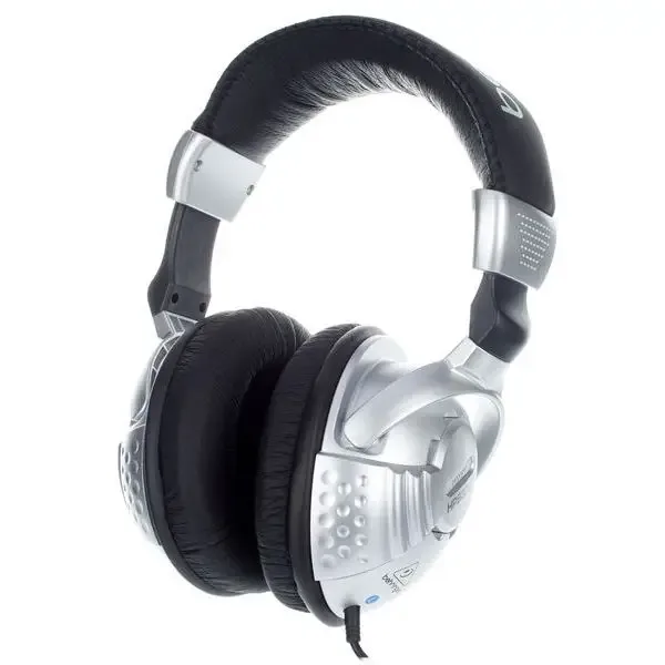Behringer HPS 3000 studio headphones