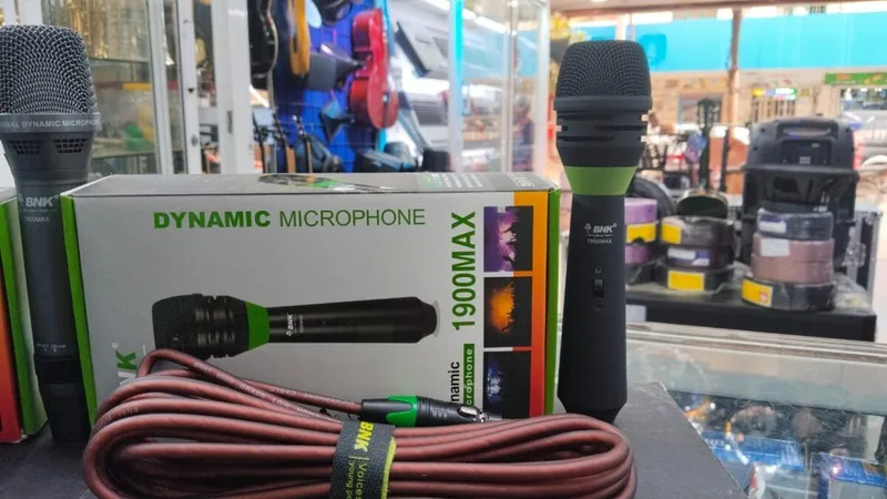 BNK 1900MAX Professional Dynamic Vocal Microphone | High Fidelity Sound