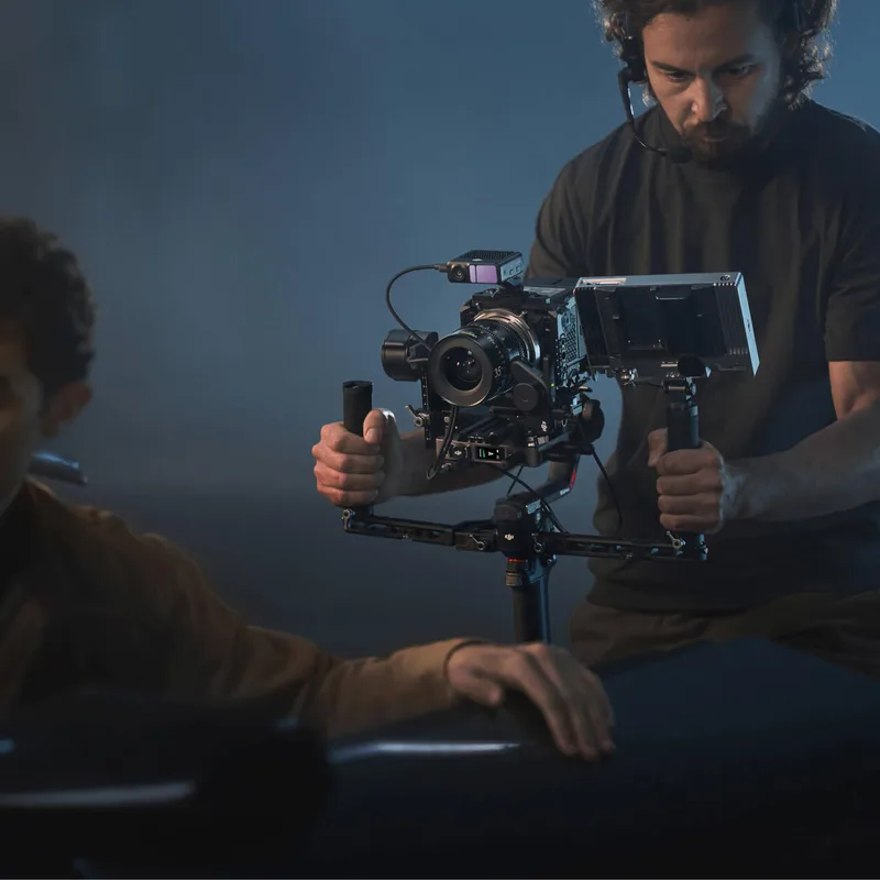 DJI RS 4 Pro Combo Professional Gimbal Stabilizer